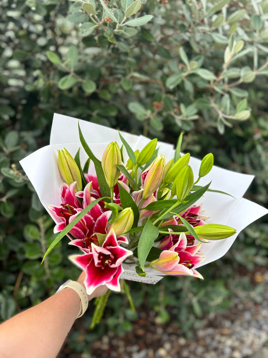 Love You Lots Lilies