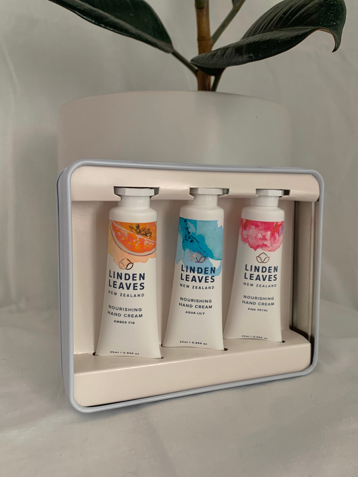 Linden Leaves In Bloom hand cream gift set